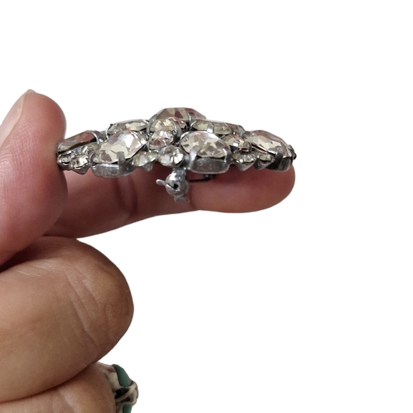 Vintage Czechoslovakia Silver Tone And Clear Crystal 1" Brooch Signed - Picture 5 of 5